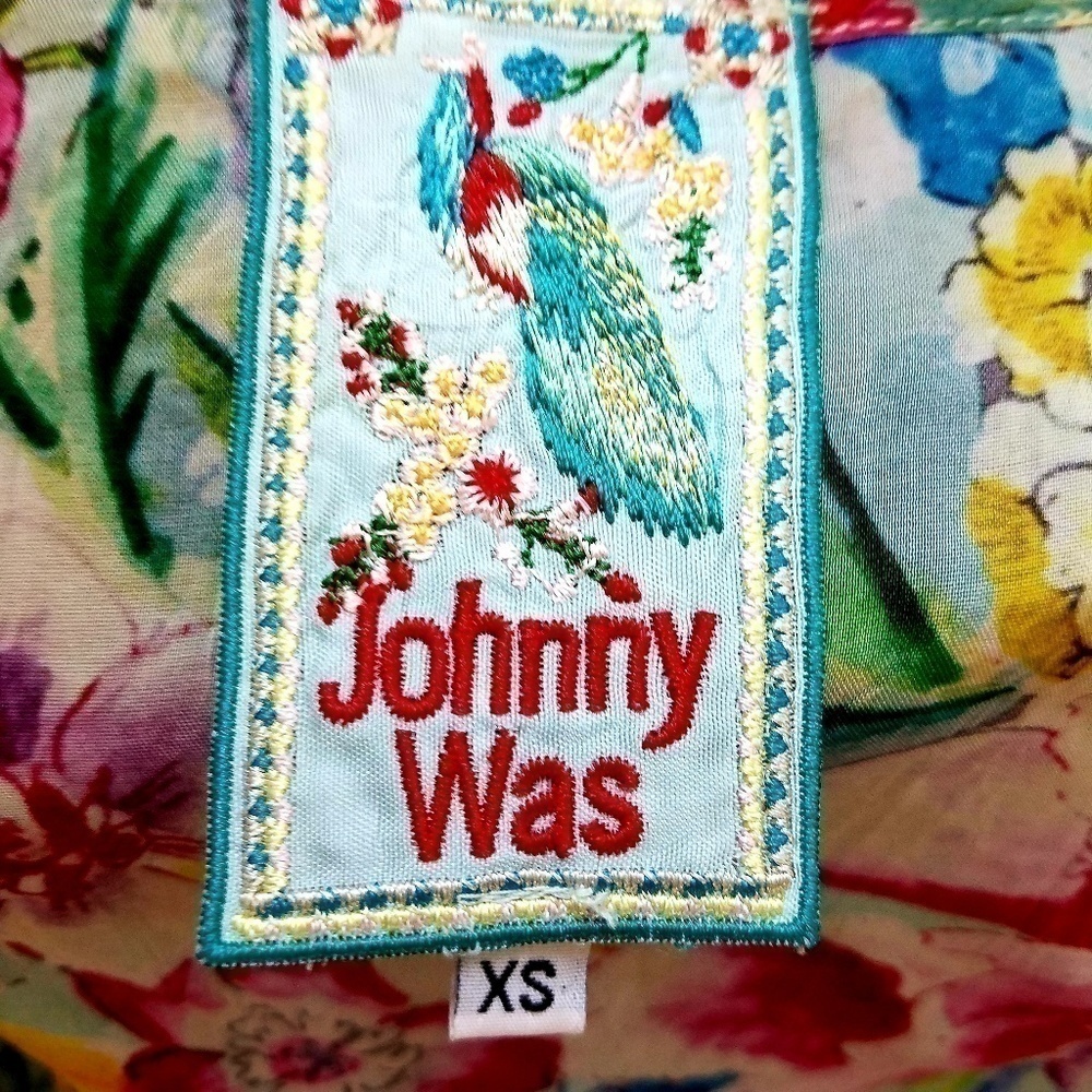 Jw Skyee Floral Print Top - Picture 5 of 5